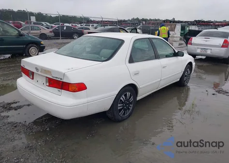 2001 Toyota Camry Le V6 from USA, damaged, VIN 4T1BF22K51U969347